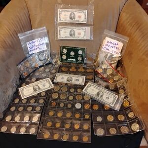 Assorted US Coin and Currency Collection IN NEARLY UNCIRCULATED CONDITION